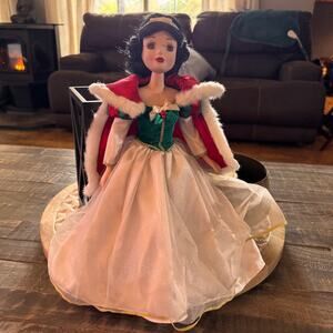 Disney Princess Brass Key Snow White And The Seven Dwarfs Porcelain Doll 14"